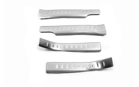 Накладки на пороги Opel Mokka