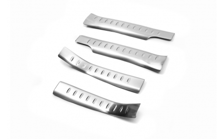 Накладки на пороги Opel Mokka