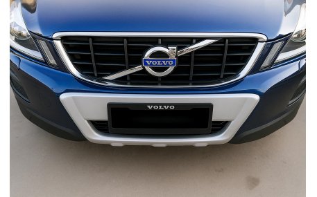 Накладка передняя Volvo XC60