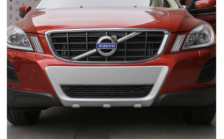 Накладка передняя Volvo XC60