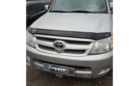 Дефлектор капота Toyota Hilux