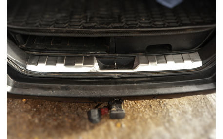 Накладка на задний бампер Nissan X-Trail T31