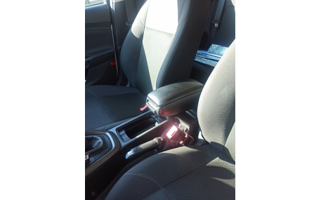 Подлокотник Ford Focus MK3 2015-2018