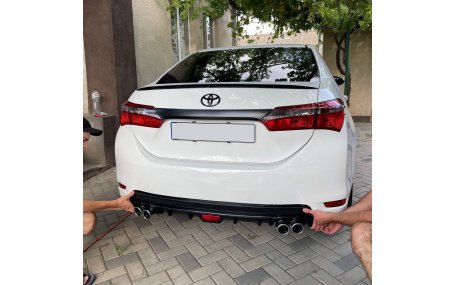 Накладка задняя Toyota Corolla