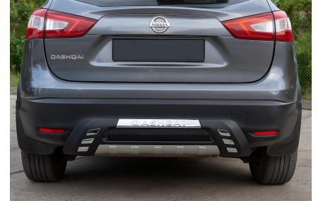 Накладка передняя Nissan Qashqai J11