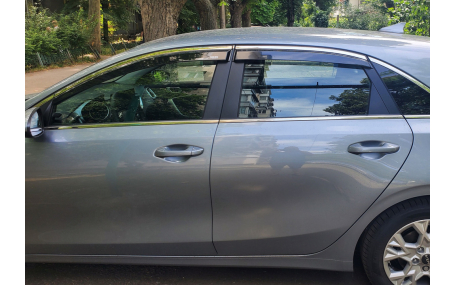 Дефлекторы окон Kia Ceed