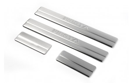 Накладки на пороги Ford Fiesta