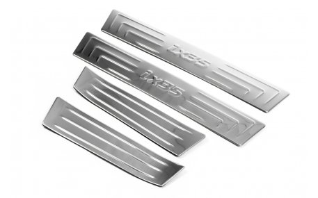 Накладки на пороги Hyundai ix35