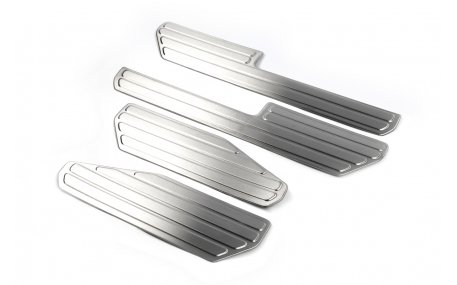 Накладки на пороги Volkswagen Amarok