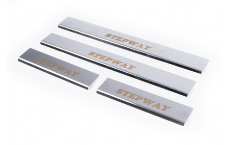 Накладки на пороги Renault Sandero