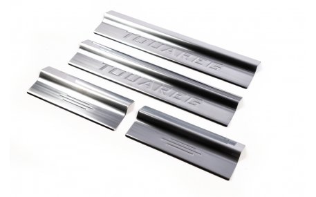 Накладки на пороги Volkswagen Touareg