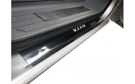 Накладки на пороги Mercedes Vito W639