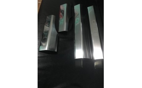 Накладки на пороги Chevrolet Cruze