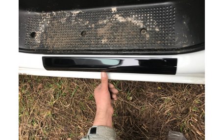 Накладки на пороги Opel Vivaro
