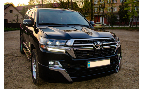 Комплект обвеса Toyota Land Cruiser 200