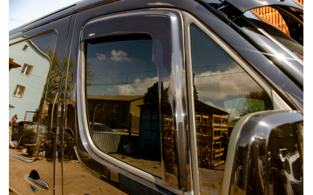 Дефлектор капота Volkswagen Touareg