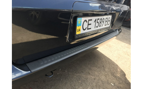 Накладка на задний бампер Mercedes Vito W638