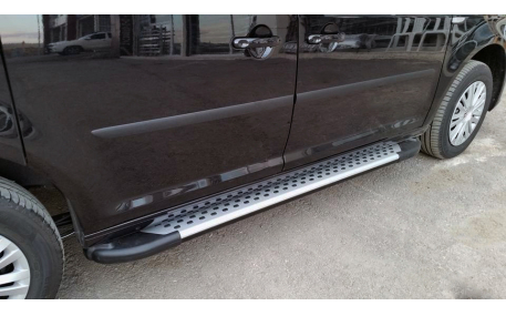 Подножки Volkswagen Caddy