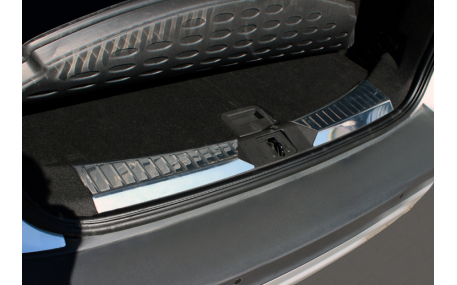 Накладка на задний бампер Ford Kuga MK2