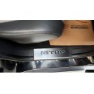 Накладки на пороги Dodge Nitro