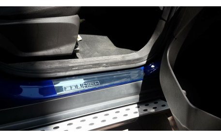 Накладки на пороги Ford Courier