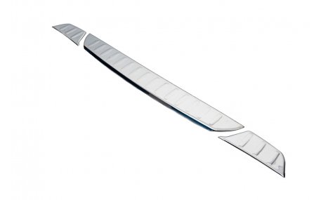 Накладка на задний бампер Mazda CX-3