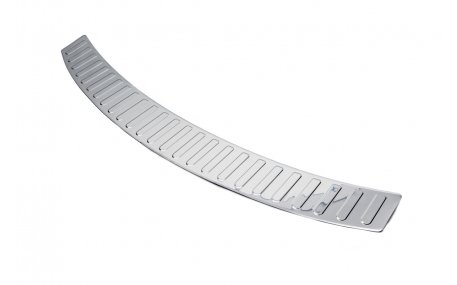 Накладка на задний бампер Opel Insignia