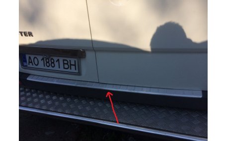 Накладка на задний бампер Volkswagen Crafter