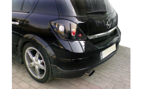 Накладка задняя Opel Astra H HB