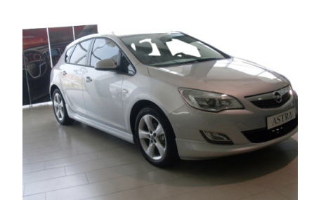 Пороги Opel Astra J