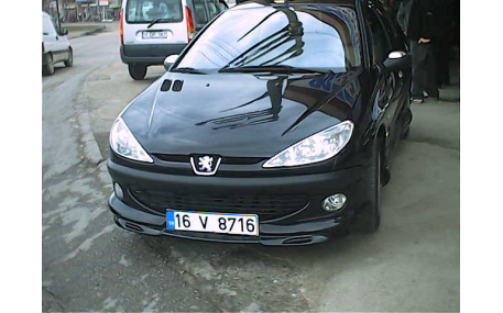 Накладка передняя Peugeot 206