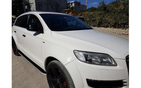 Подножки AUDI Q7