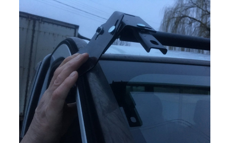 Козырек Opel Vivaro