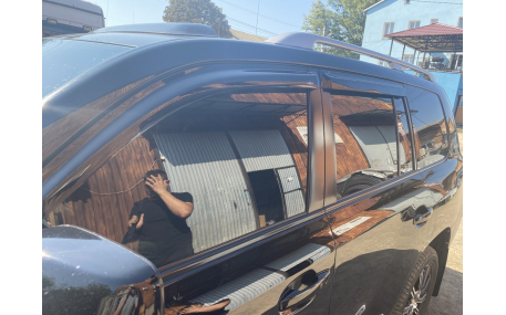 Дефлекторы окон Toyota Land Cruiser 200