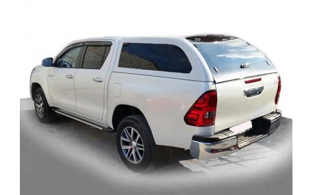 Подножки Toyota Hilux