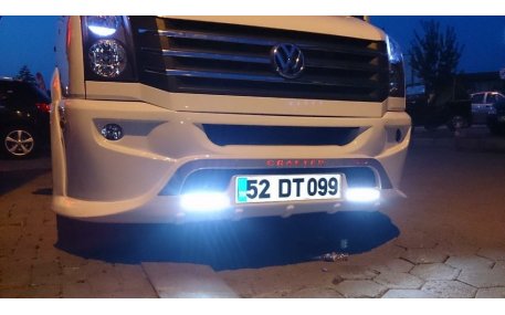 Накладка передняя Volkswagen Crafter