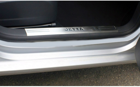 Накладки на пороги Volkswagen Jetta