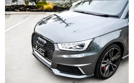 Решетка радиатора Audi A1 2014-2018