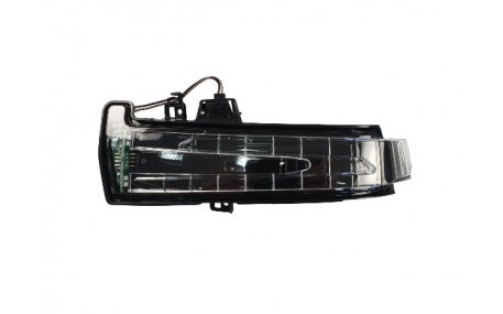 Поворот Mercedes