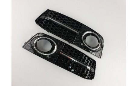 Решетки бампера AUDI A4 B8 2008-2012