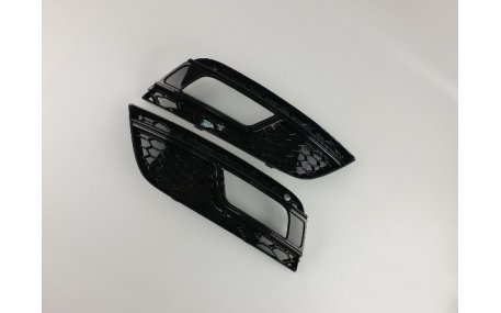 Решетки бампера AUDI A4 B8 2012-2015