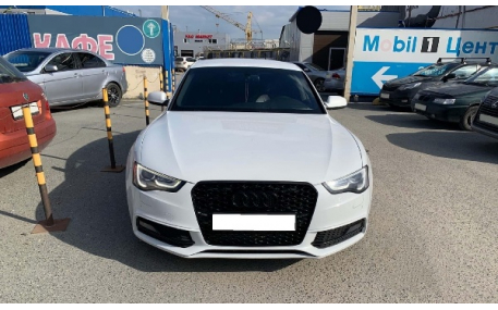 Решетка радиатора Audi A4 B8 2012-2015