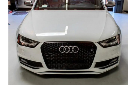 Решетка радиатора Audi A4 B8 2012-2015