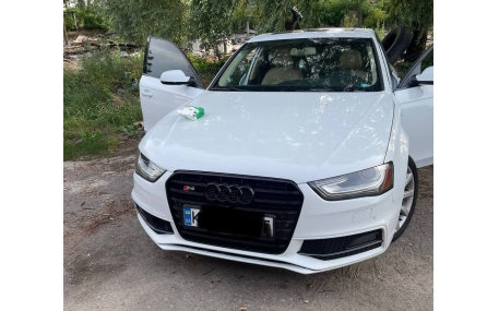 Решетка радиатора Audi A4 B8 2012-2015