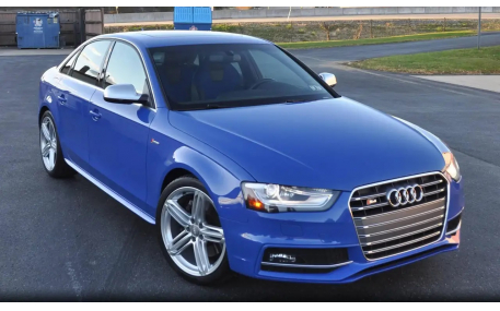 Решетка радиатора Audi A4 B8 2012-2015