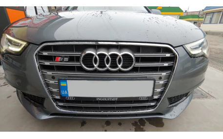 Решетка радиатора Audi A5 2011-2016