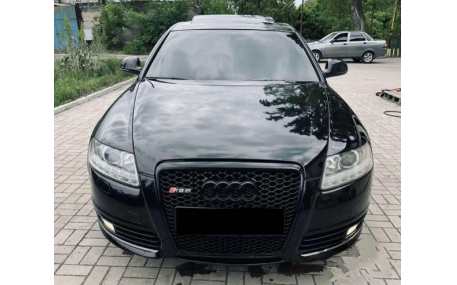 Решетка радиатора Audi A6 C6