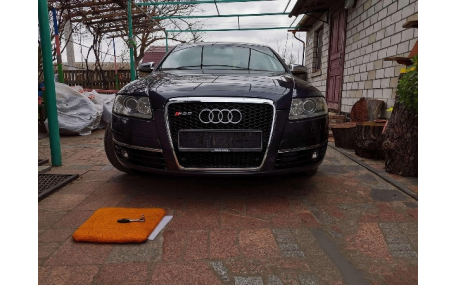 Решетка радиатора Audi A6 C6