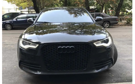 Решетка радиатора Audi A6 C7 2011-2014