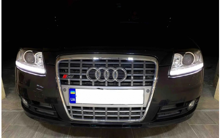 Решетка радиатора Audi A6 C6